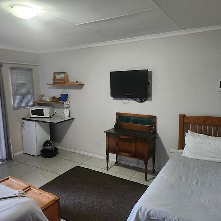 Mimosa Guesthouse Colesberg Extérieur photo