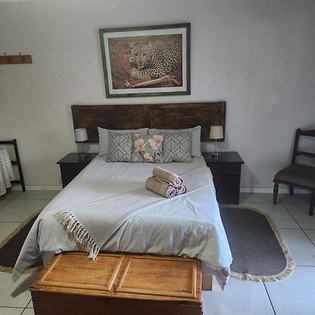 Mimosa Guesthouse Colesberg Extérieur photo